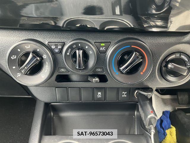Toyota HILUX 2019-07 348833-19