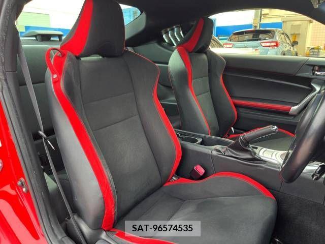 Toyota 86 2016-11 378605-8