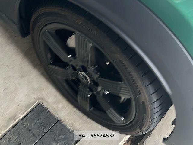 Bmw MINI 2021-08 392255-1