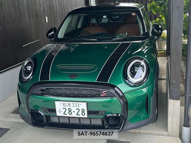 Bmw MINI 2021-08 392255-0