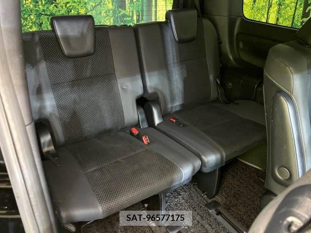 Toyota VOXY 2020-12 228752-10