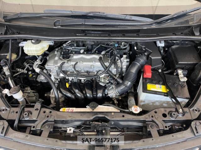 Toyota VOXY 2020-12 228752-19