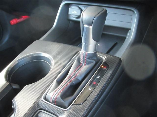Honda CIVIC 2021-11 192423-10