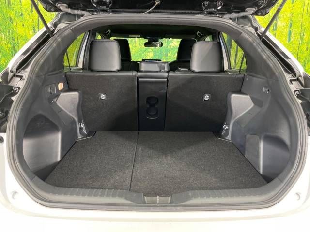 Toyota YARIS CROSS 2022-09 193852-10