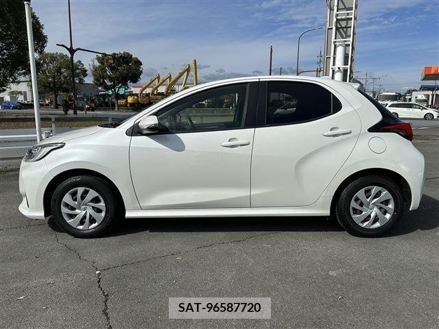 Toyota YARIS 2020-03 371919-2