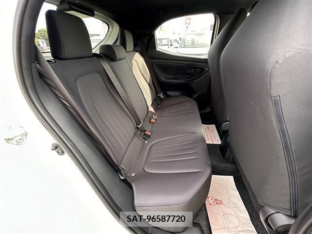Toyota YARIS 2020-03 371919-17