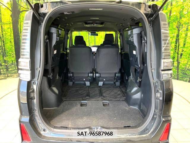 Toyota VOXY 2020-09 394978-10