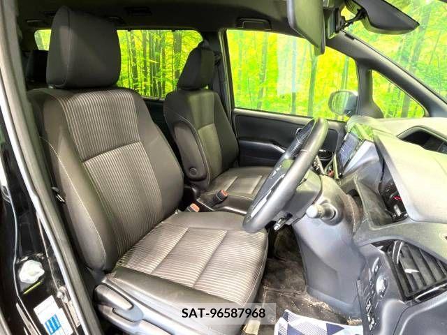 Toyota VOXY 2020-09 394978-7