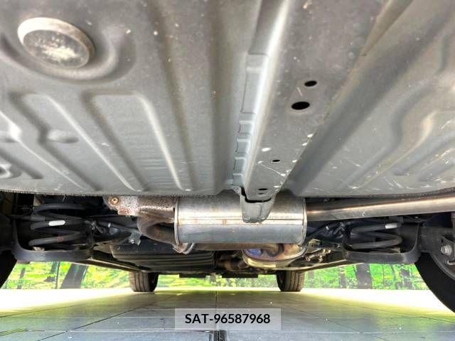 Toyota VOXY 2020-09 394978-19