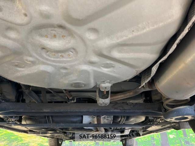 Toyota PRIUS ALPHA 2013-11 381034-18