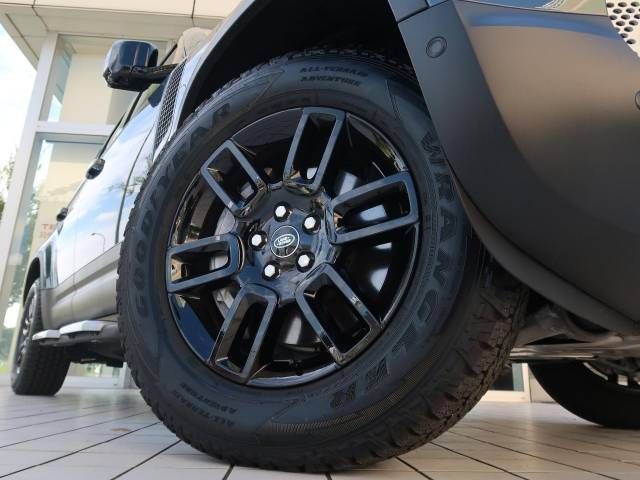 ROVER DEFENDER 2023-04 12362-13