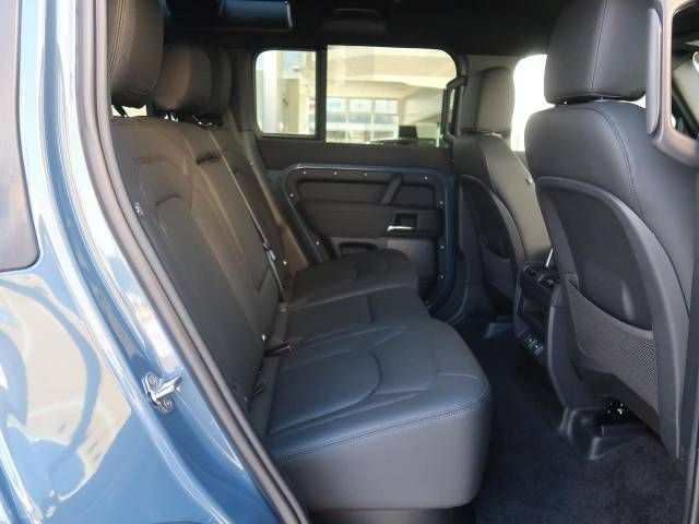 ROVER DEFENDER 2023-04 12362-9
