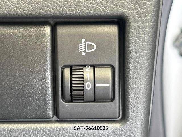 Suzuki WAGON R 2013-02 311671-4