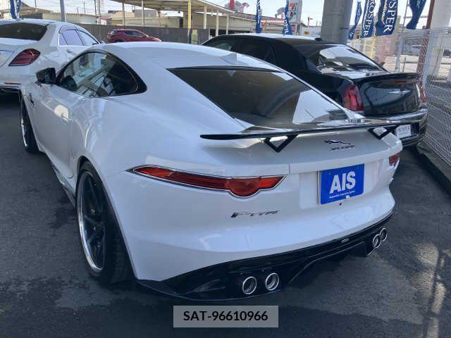 Jaguar F-TYPE 2017-07 244318-2