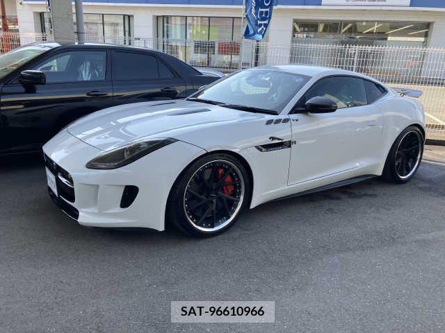 Jaguar F-TYPE 2017-07 244318-3