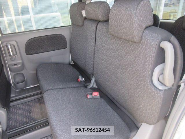 Toyota SIENTA 2013-06 313753-5