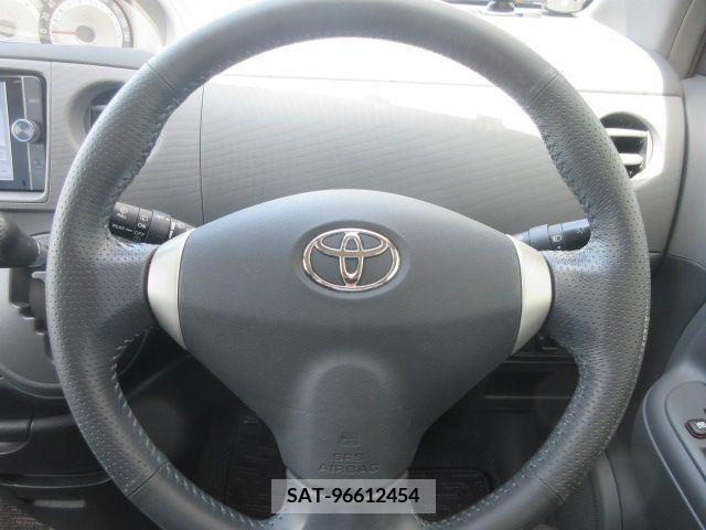 Toyota SIENTA 2013-06 313753-16