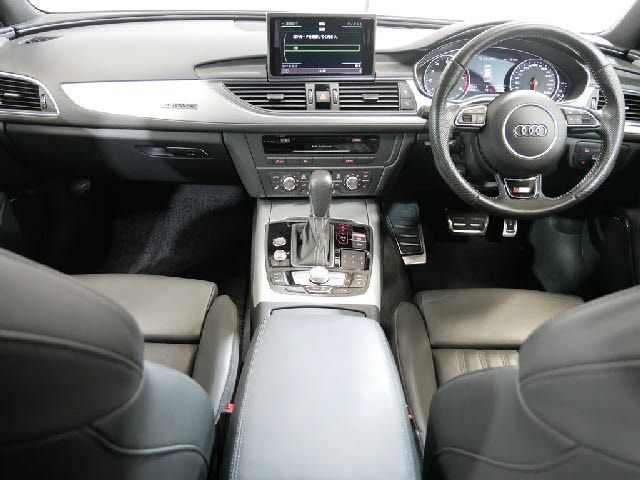 Audi A6 2015-08 7423-1
