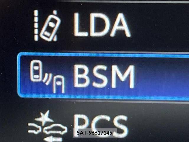 Toyota CROWN 2023-06 316717-5