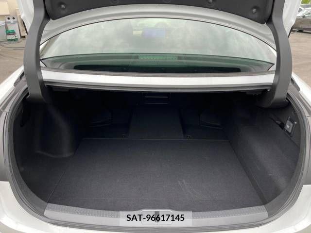 Toyota CROWN 2023-06 316717-12