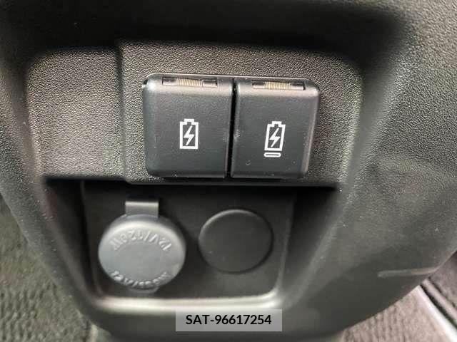 Suzuki SPACIA 2022-08 223569-17