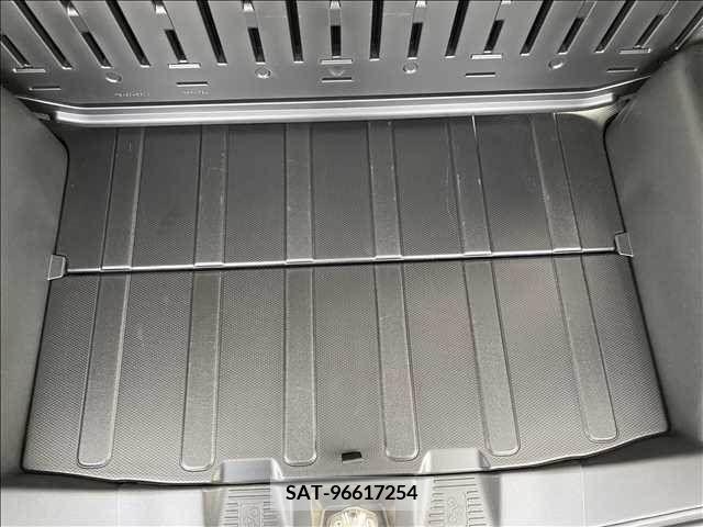 Suzuki SPACIA 2022-08 223569-10