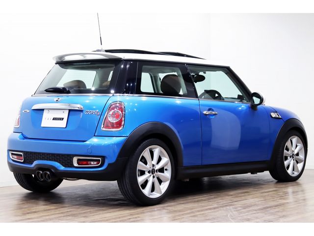 Bmw MINI 2010-11 23945-6
