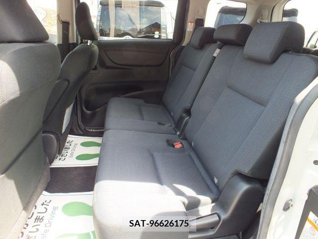 Toyota SIENTA 2016-09 345794-13