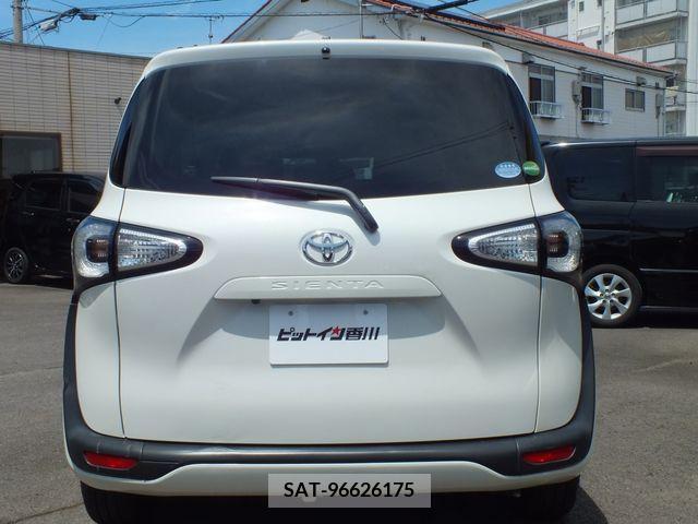 Toyota SIENTA 2016-09 345794-9