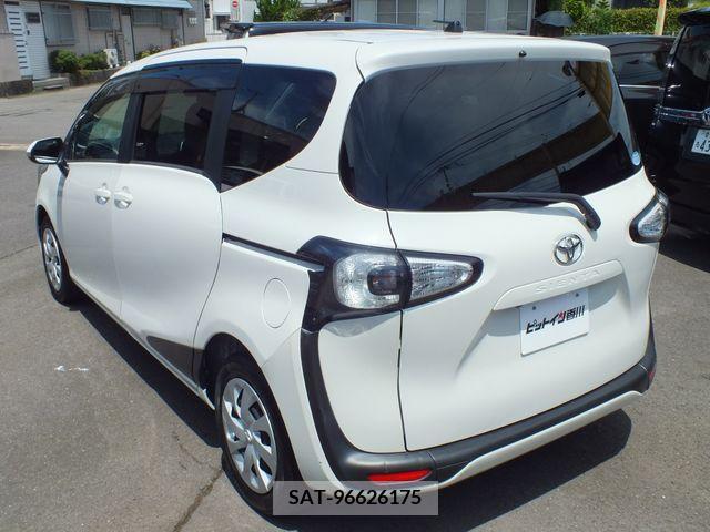 Toyota SIENTA 2016-09 345794-8