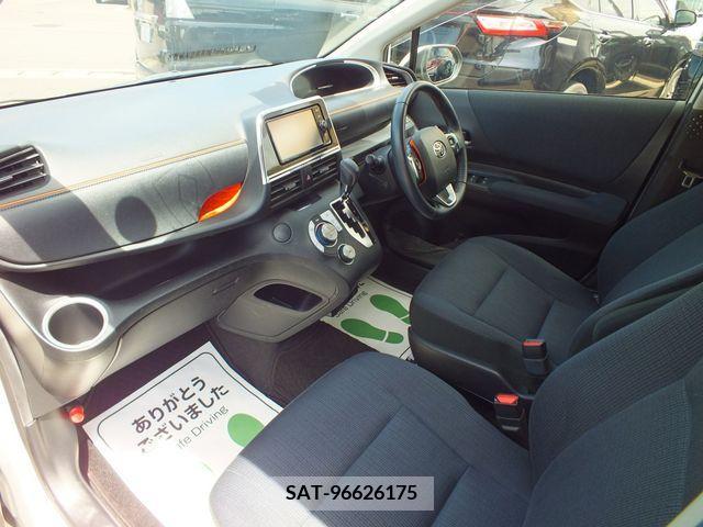 Toyota SIENTA 2016-09 345794-11