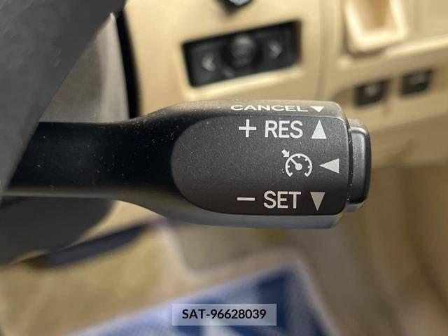 Lexus IS 2008-03 275400-7