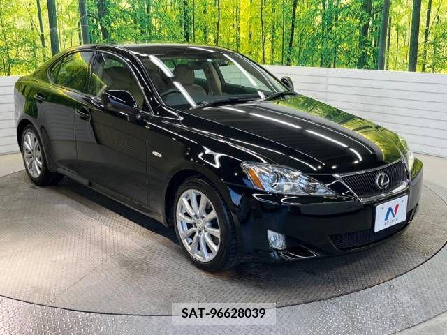 Lexus IS 2008-03 275400-16