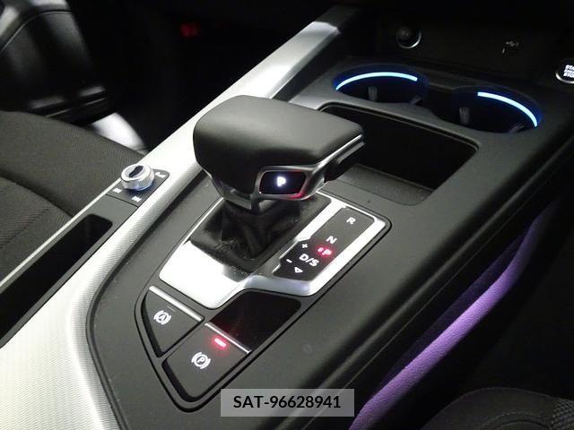 Audi A4 2022-08 380890-10