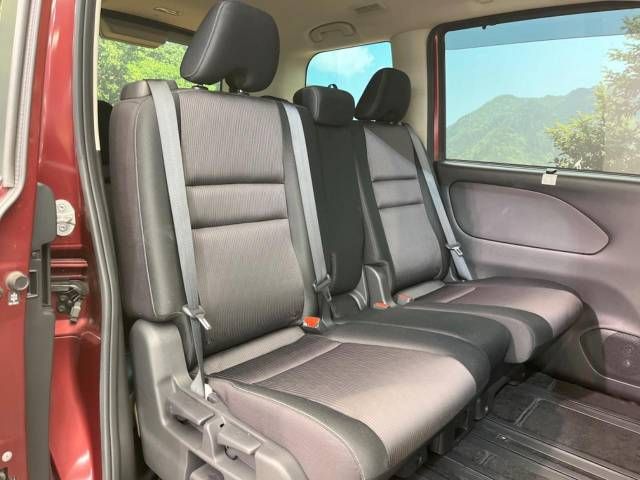 Nissan SERENA 2016-10 22296-8