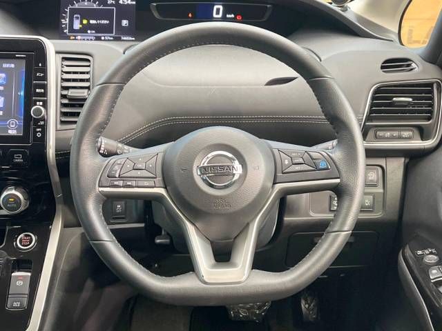 Nissan SERENA 2016-10 22296-11