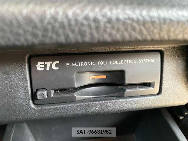 Nissan ELGRAND 2011-08 334981-13