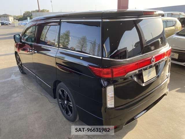 Nissan ELGRAND 2011-08 334981-5