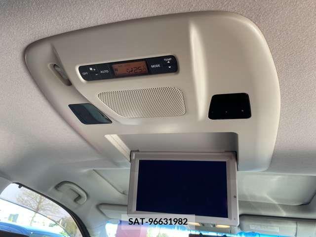Nissan ELGRAND 2011-08 334981-2