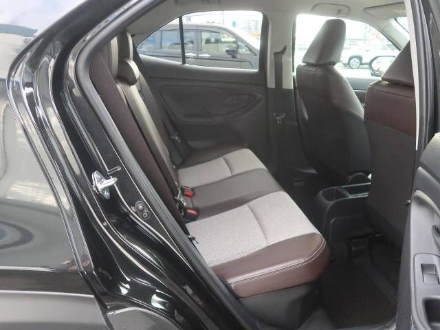 Toyota YARIS CROSS 2021-11 23944-9