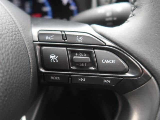 Toyota YARIS CROSS 2021-11 23944-5