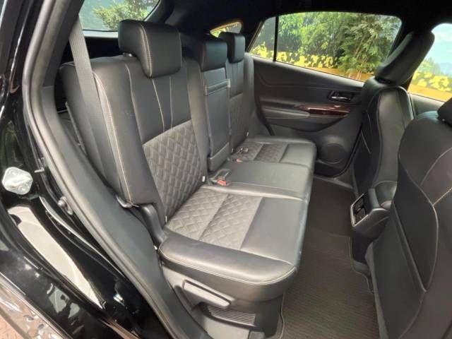 Toyota HARRIER HYBRID 2014-03 182720-9
