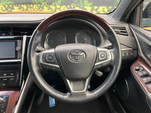 Toyota HARRIER HYBRID 2014-03 182720-7