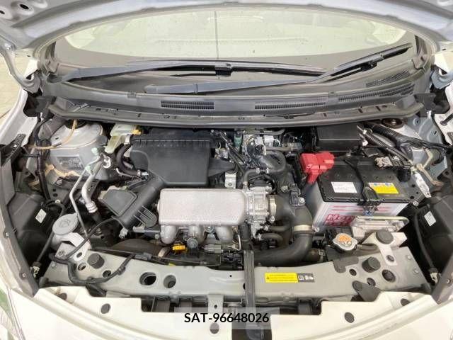 Nissan NOTE 2014-03 302345-17