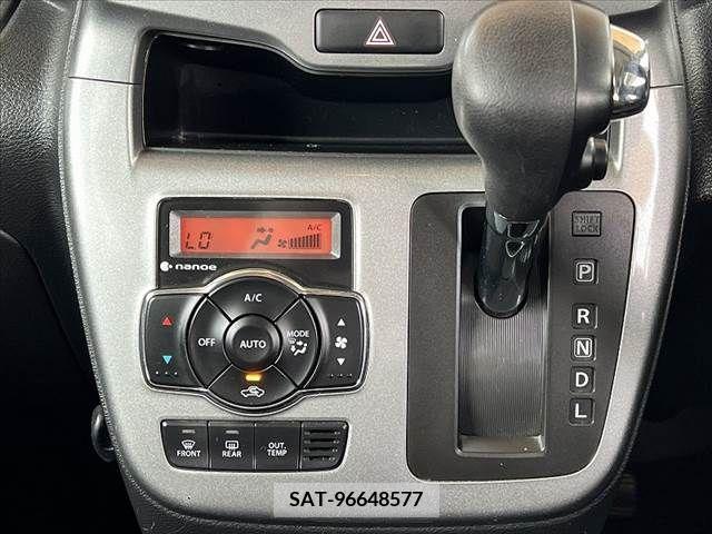 Suzuki SOLIO 2017-02 368367-21