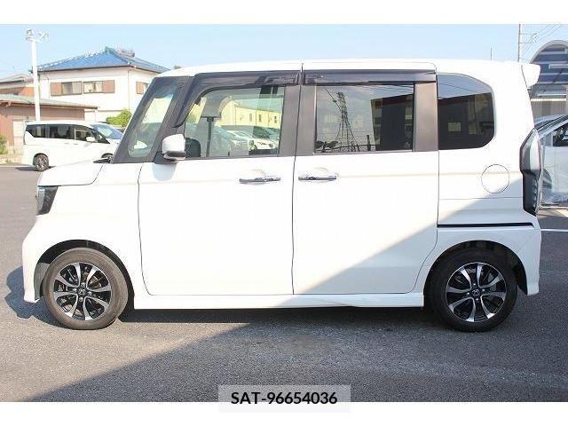 Honda N BOX CUSTOM 2019-10 329726-9