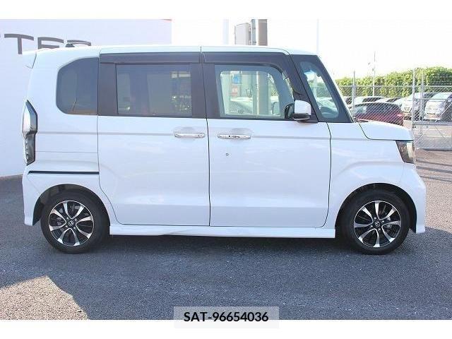 Honda N BOX CUSTOM 2019-10 329726-7