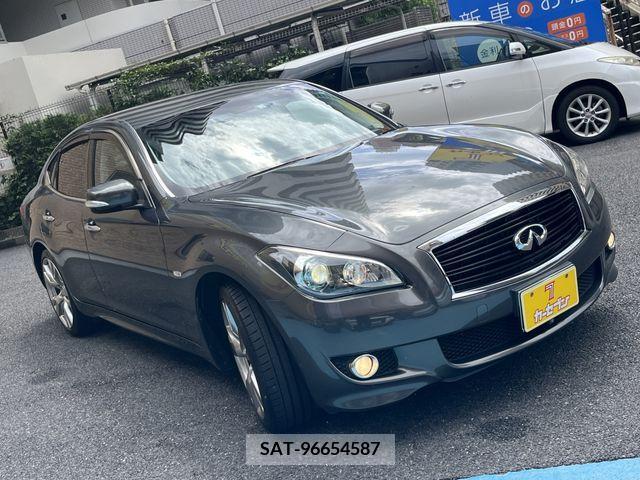 Nissan FUGA 2010-02 391077-13