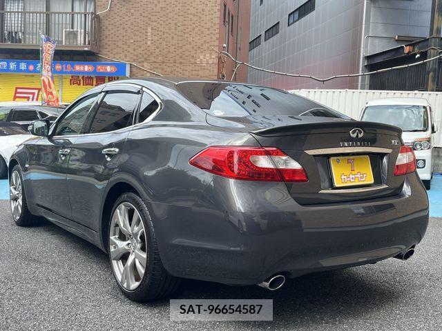 Nissan FUGA 2010-02 391077-2