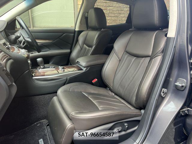 Nissan FUGA 2010-02 391077-16